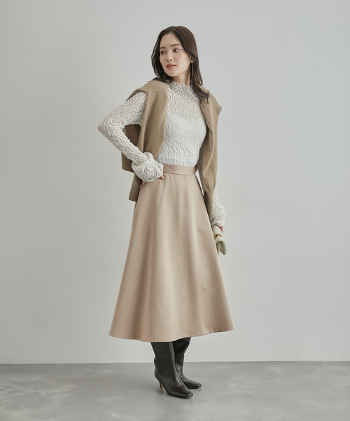 ROPE'(ロペ)の「サテンフレアスカート(無地/花柄)(スカート・レディース・ベージュ/オフホワイト・38/36)」の20枚目の写真