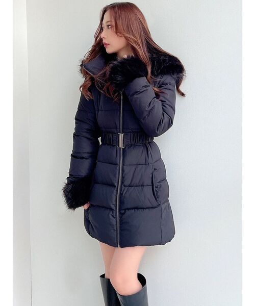 RESEXXY(リゼクシー)の「フード付ダウンコート(ダウンジャケット/コート・レディース・ベージュ/ブラック・MEDIUM/SMALL)」の6枚目の写真