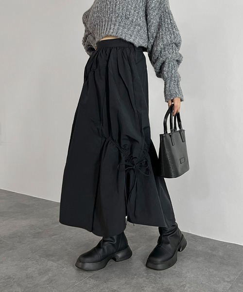 ISOOK(アイスー)の「【ISOOK / アイスー】アシンメトリーギャザーフレアスカート / ロング丈 ボリューム リボン ZOZOTOWN限定(スカート・レディース・カーキ/ブラック・FREE)」の16枚目の写真