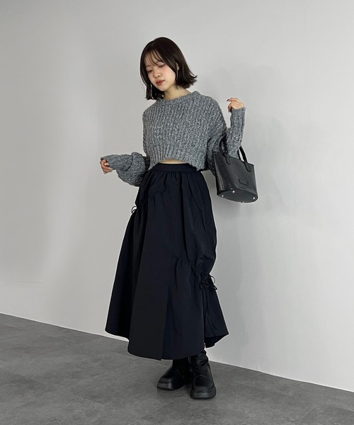 ISOOK(アイスー)の「【ISOOK / アイスー】アシンメトリーギャザーフレアスカート / ロング丈 ボリューム リボン ZOZOTOWN限定(スカート・レディース・カーキ/ブラック・FREE)」の9枚目の写真