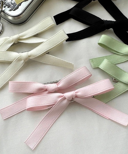 cuorequal（クオレコール）の「2setシンプルリボンヘアピン（ヘアピン・レディース・ピンク/ブラック/グリーン/イエロー/アイボリー・FREE）」の5枚目の写真