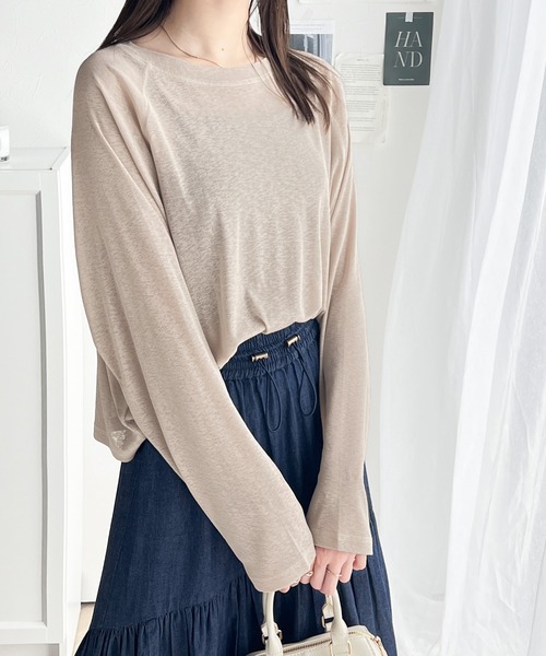 classicalelf(クラシカルエルフ)の「ゆるっとこなれトップス。袖ライン×無地アソートシアートップス(Tシャツ/カットソー・レディース・ライトグレー/オフホワイト/チャコールグレー/アイボリー/ブラック/ピンクベージュ・MEDIUM/LARGE/X-LARGE/SMALL)」の14枚目の写真