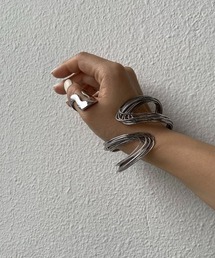 AIC.（エーアイシー）の「レイヤードラウンドバングル（バングル/リストバンド）」