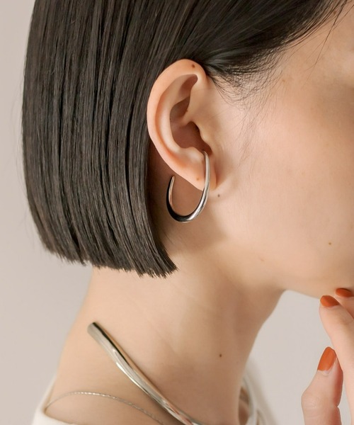 RIVE DROITE（リヴドロワ）の「R.good(アールドットグッド)/ラウンドカーブピアス（ピアス（両耳用）・レディース・シルバー/ゴールド・FREE）」の2枚目の写真