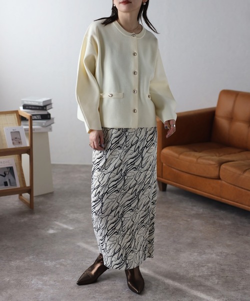 ap retro（アプレトロ）の「総柄プリーツタイトスカート（スカート・レディース・オフホワイト/ブラック・MEDIUM）」の21枚目の写真