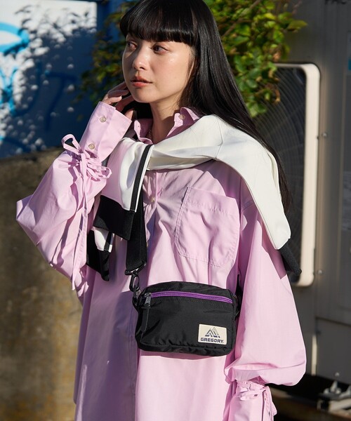 FREAK'S STORE（フリークスストア）の「GREGORY × FREAK'S STORE/グレゴリー 別注 Pouch ShoulderⅡ/別注 ポーチショルダー2（ショルダーバッグ・レディース・パープル/その他・ONE SIZE）」の9枚目の写真