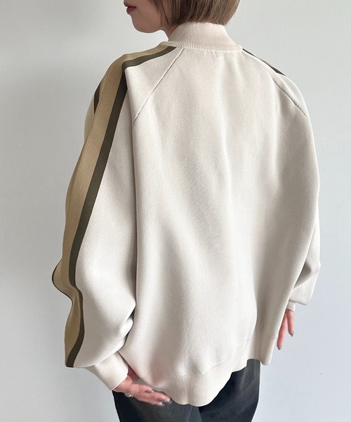 apres jour mignon(アプレジュールミニョン)の「スポンディッシュトラックジャケット【ZOZOTOWN限定アイテム】(カーディガン/ボレロ・レディース・ネイビー/ピンク/アイボリー/ブルー/グレー・X-LARGE/フリー)」の9枚目の写真