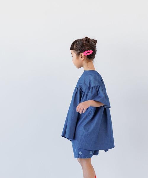 LOWRYS FARM（ローリーズファーム）の「デニムボリュームブラウス　 115559（シャツ/ブラウス・キッズ・ブルー/ケミカルウォッシュ・110cm/120cm/130cm/140cm/150cm）」の11枚目の写真