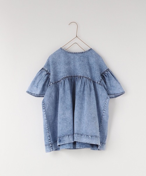LOWRYS FARM（ローリーズファーム）の「デニムボリュームブラウス　 115559（シャツ/ブラウス・キッズ・ブルー/ケミカルウォッシュ・110cm/120cm/130cm/140cm/150cm）」の13枚目の写真