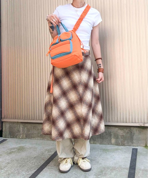 CONTROL FREAK（コントロールフリーク）の「CONTROL FREAK / CTFK（コントロールフリーク）撥水ギャザーマルチポケットショルダー（ショルダーバッグ・レディース・チャコール/アイボリー/ブルー/シルバー/オレンジ/ピンク・FREE）」の19枚目の写真