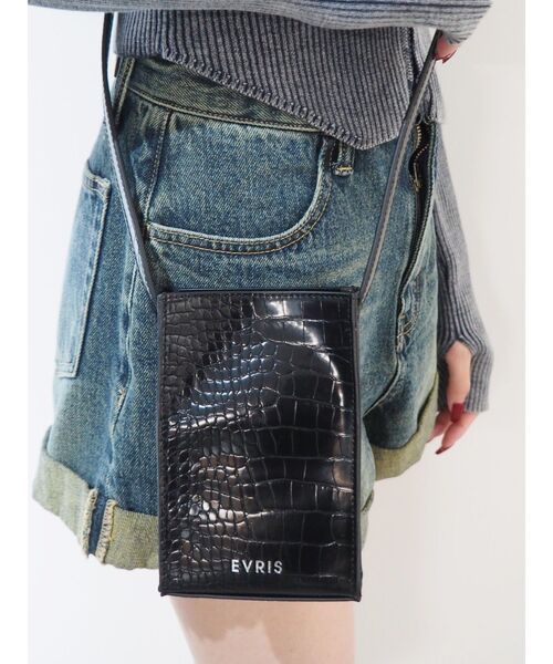 EVRIS（エヴリス）の「コンパクトストレージBAG（ショルダーバッグ・レディース・ブルー/ブラック/ピンク・FREE）」の2枚目の写真