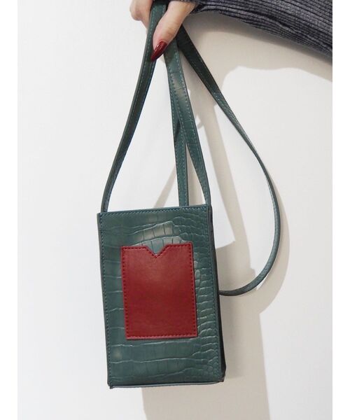 EVRIS（エヴリス）の「コンパクトストレージBAG（ショルダーバッグ・レディース・ブルー/ブラック/ピンク・FREE）」の6枚目の写真