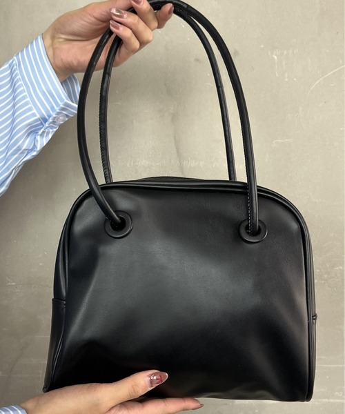 tolene(トレネ)の「フェイクレザー 高見え 肩掛け ショルダーバッグ ハンドバッグ(ショルダーバッグ・レディース・ブラック/ホワイト・ONE SIZE)」の8枚目の写真