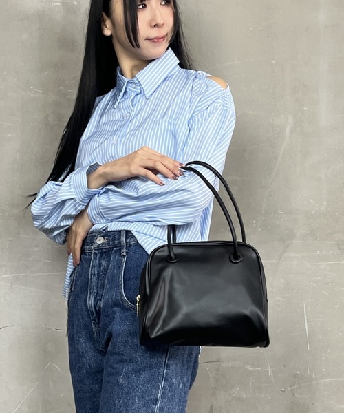 tolene(トレネ)の「フェイクレザー 高見え 肩掛け ショルダーバッグ ハンドバッグ(ショルダーバッグ・レディース・ブラック/ホワイト・ONE SIZE)」の4枚目の写真