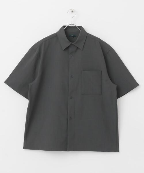 ITEMS URBANRESEARCH(アイテムズ アーバンリサーチ)の「ドライタッチ レギュラーカラー 半袖シャツ(シャツ/ブラウス・メンズ・ミント/ブルー/チャコールグレー/アイボリー・MEDIUM/LARGE)」の11枚目の写真