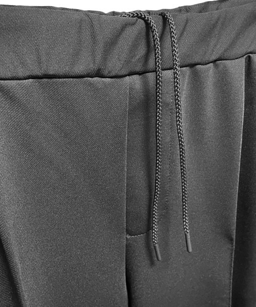 FORTUNA HOMME（フォルトゥナオム）の「FORTUNAHOMME ECOTEC Twill RelaSlacks（スラックス・メンズ・ブラック・1/2）」の6枚目の写真