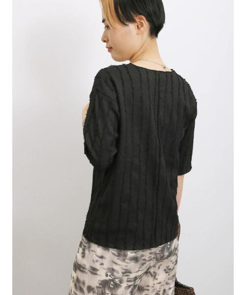 Samansa Mos2 blue（サマンサモスモスブルー）の「◎ジャカードフリンジプルオーバー（Tシャツ/カットソー・レディース・カーキ/ブラック/キナリ・F）」の6枚目の写真