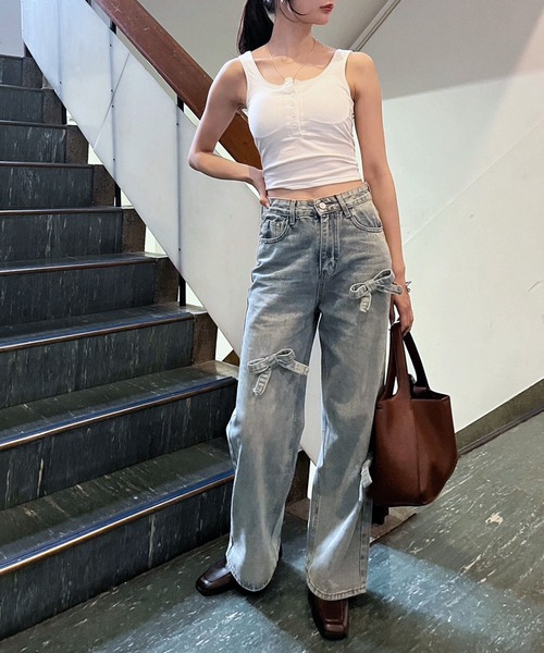 Jewelobe(ジュエローブ)の「フェイクヘンリーネッククロップドブラタンクトップ(パット付き)(タンクトップ・レディース・ブラウン/オフホワイト/グレー/ブラック・FREE)」の11枚目の写真