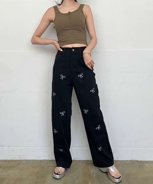 Jewelobe(ジュエローブ)の「フェイクヘンリーネッククロップドブラタンクトップ(パット付き)(タンクトップ・レディース・ブラウン/オフホワイト/グレー/ブラック・FREE)」の19枚目の写真