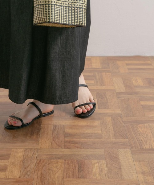 URBAN RESEARCH DOORS（アーバンリサーチドアーズ）の「ダブルストラップサンダル（サンダル・レディース・ブラック/ブラウン・38/36/37）」の2枚目の写真