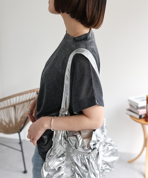 ap retro(アプレトロ)の「ラメフレンチスリーブトップス(Tシャツ/カットソー・レディース・アイボリー/ブラック・MEDIUM)」の21枚目の写真