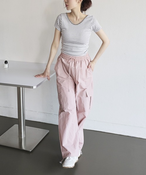 UNE MANSION(ユヌマンション)の「【ストリング付き】ストレートナイロンカーゴパンツ(カーゴパンツ・レディース・ピンク/チャコール/スカイブルー/カーキ/ブラック・FREE)」の12枚目の写真