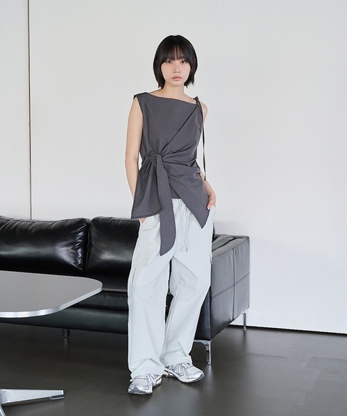 UNE MANSION(ユヌマンション)の「【ストリング付き】ストレートナイロンカーゴパンツ(カーゴパンツ・レディース・ピンク/チャコール/スカイブルー/カーキ/ブラック・FREE)」の9枚目の写真