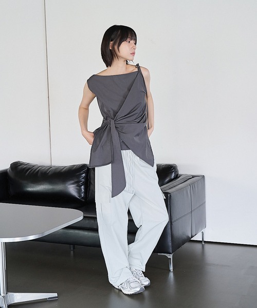 UNE MANSION(ユヌマンション)の「【ストリング付き】ストレートナイロンカーゴパンツ(カーゴパンツ・レディース・ピンク/チャコール/スカイブルー/カーキ/ブラック・FREE)」の10枚目の写真