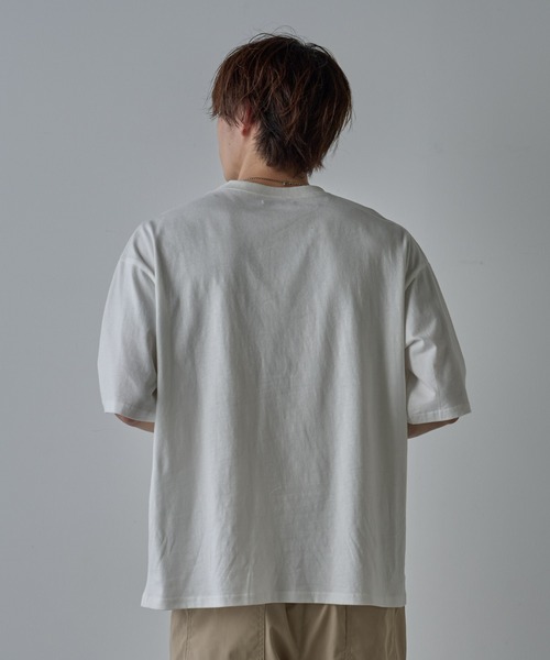 COLONY 2139（コロニートゥーワンスリーナイン）の「立体プリントTシャツ（Tシャツ/カットソー・メンズ・ホワイト/ブラック・MEDIUM/LARGE）」の7枚目の写真