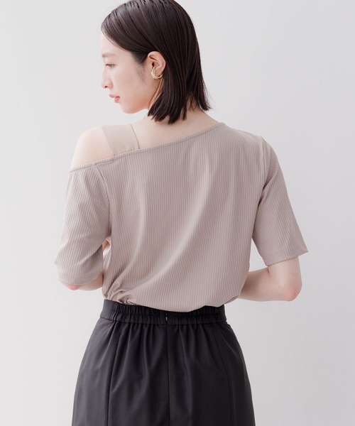 Andemiu（アンデミュウ）の「スカーフツキリブカット134912（Tシャツ/カットソー・レディース・チャコールグレー/アイボリー/ブラック/ベージュ・FREE）」の4枚目の写真