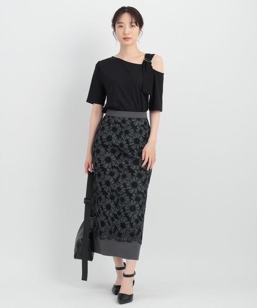 Andemiu（アンデミュウ）の「スカーフツキリブカット134912（Tシャツ/カットソー・レディース・チャコールグレー/アイボリー/ブラック/ベージュ・FREE）」の6枚目の写真