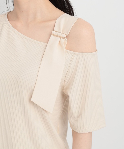 Andemiu（アンデミュウ）の「スカーフツキリブカット134912（Tシャツ/カットソー・レディース・チャコールグレー/アイボリー/ブラック/ベージュ・FREE）」の13枚目の写真