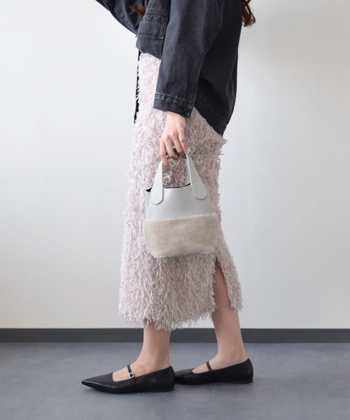 RIPANI（リパーニ）の「【RIPANI】ムートンコンビハンドバッグ(Q46531)（ハンドバッグ・レディース・ブラック/グレー・ALL）」の11枚目の写真