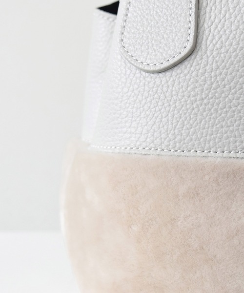 RIPANI（リパーニ）の「【RIPANI】ムートンコンビハンドバッグ(Q46531)（ハンドバッグ・レディース・ブラック/グレー・ALL）」の12枚目の写真