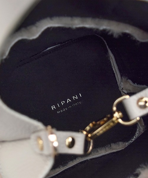 RIPANI（リパーニ）の「【RIPANI】ムートンコンビハンドバッグ(Q46531)（ハンドバッグ・レディース・ブラック/グレー・ALL）」の13枚目の写真