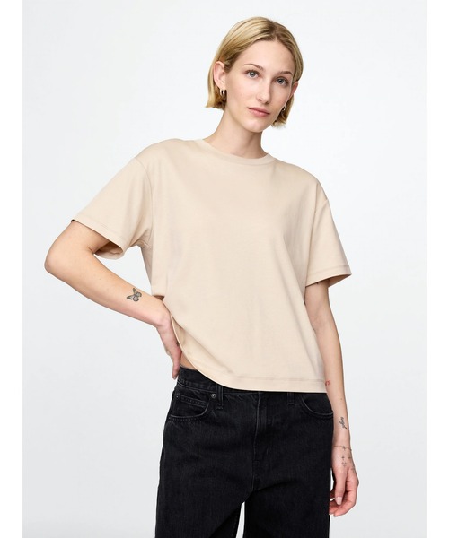 GAP(ギャップ)の「スーピマ(R) コットンリラックスtシャツ(半袖)(Tシャツ/カットソー・レディース・ライトブラウン/ブラック/オフホワイト/ネイビー/ベージュ/ライトグレー/ブラウン/ブルー/ワイン・S/M/L/XL/XS/XXS)」の6枚目の写真