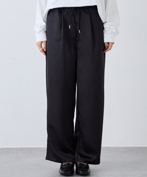 LAVEANGE（ラビアンジェ）の「サテンイージーワイドパンツ（その他パンツ・レディース・ブラウン/ブラック・M/4L/3L/LL/L）」の21枚目の写真