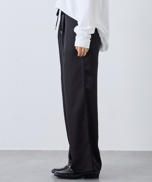 LAVEANGE（ラビアンジェ）の「サテンイージーワイドパンツ（その他パンツ・レディース・ブラウン/ブラック・M/4L/3L/LL/L）」の22枚目の写真