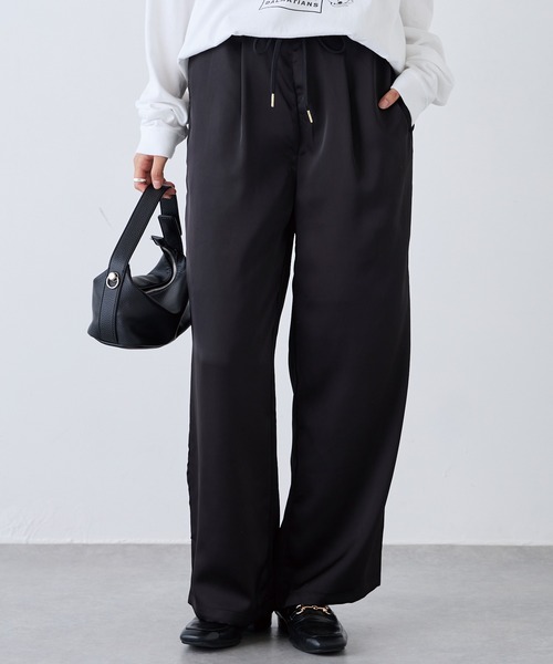 LAVEANGE（ラビアンジェ）の「サテンイージーワイドパンツ（その他パンツ・レディース・ブラウン/ブラック・M/4L/3L/LL/L）」の3枚目の写真