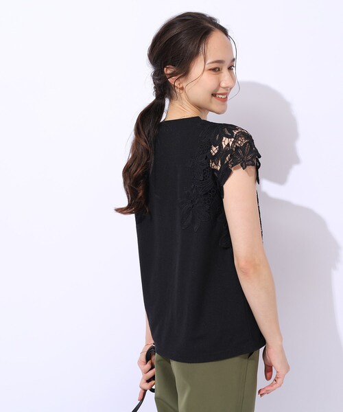 DRESKIP(ドレスキップ)の「◆華やかなレース使いが目を惹く 大人のデザイントップス(Tシャツ/カットソー・レディース・ブラック/ライトイエロー系/ホワイト系5/オフホワイト・04/03/02)」の18枚目の写真