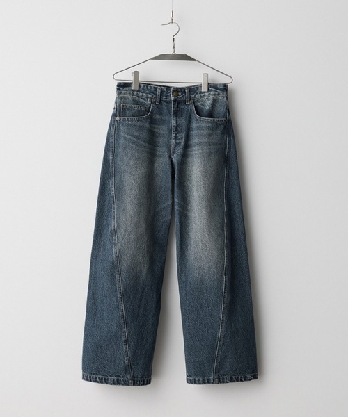 VINTAGE WASHED CURVED DENIM（デニムパンツ）｜WYM LIDNM（ウィム
