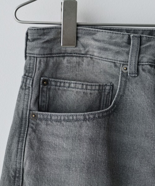 VINTAGE WASHED CURVED DENIM ライトインディゴブルー VINTAGE WASHED CURVED DENIM（デニムパンツ）｜WYM LIDNM
