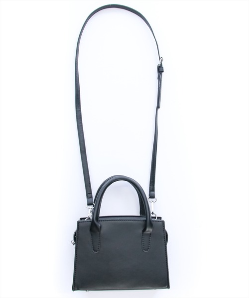 clear（クリア）の「スクエアバッグ [デイリー使い コンパクト 上品]≪2024AW新作≫（ショルダーバッグ・レディース・ブラック/オフホワイト・F）」の7枚目の写真