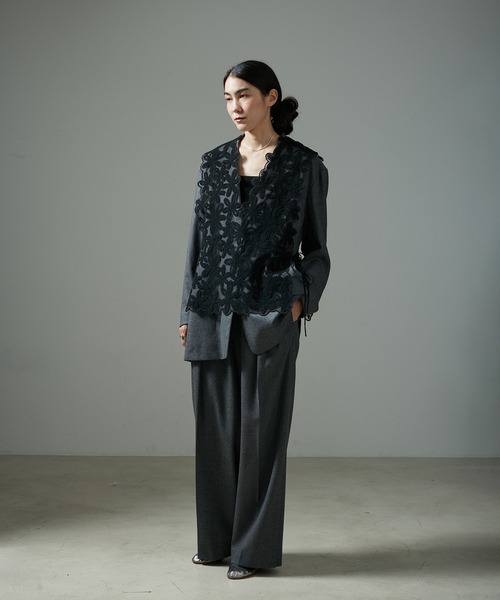 サロンアダムロペ フラワーモールエンブロイダリーラップスカート