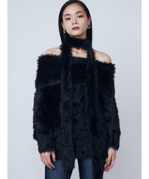 EMODA(エモダ)の「オフショルダータイオーバーニット(ニット/セーター・レディース・アイボリー/ブラック/ブルー・FREE)」の4枚目の写真