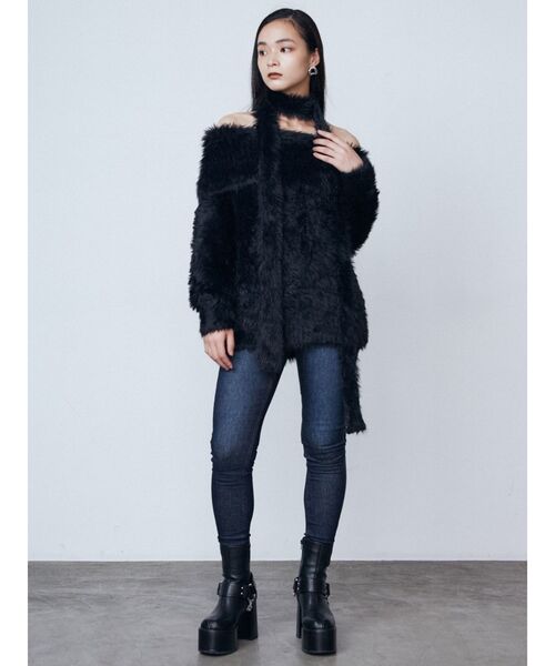 EMODA(エモダ)の「オフショルダータイオーバーニット(ニット/セーター・レディース・アイボリー/ブラック/ブルー・FREE)」の6枚目の写真