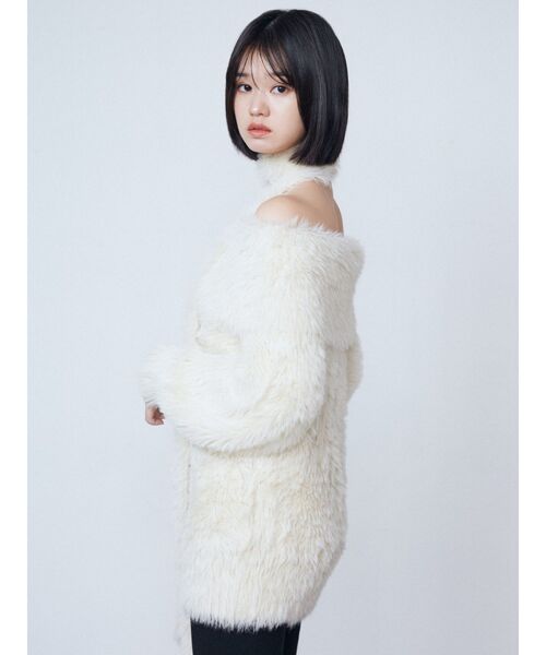 EMODA(エモダ)の「オフショルダータイオーバーニット(ニット/セーター・レディース・アイボリー/ブラック/ブルー・FREE)」の16枚目の写真