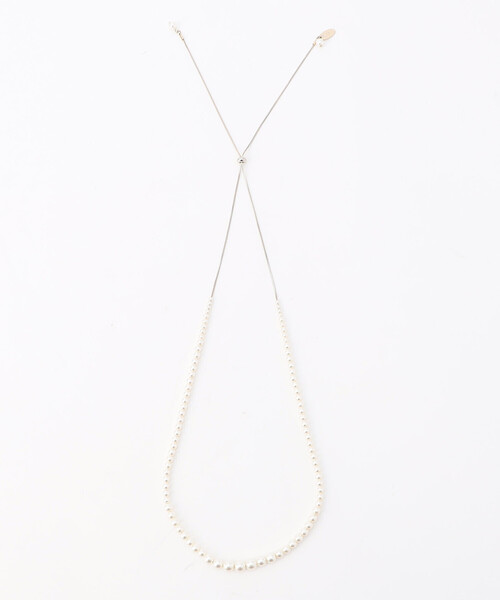 COMME CA ISM（コムサイズム）の「プラスチックパール　スライドネックレス（ネックレス・レディース・ゴールド・FREE）」の9枚目の写真