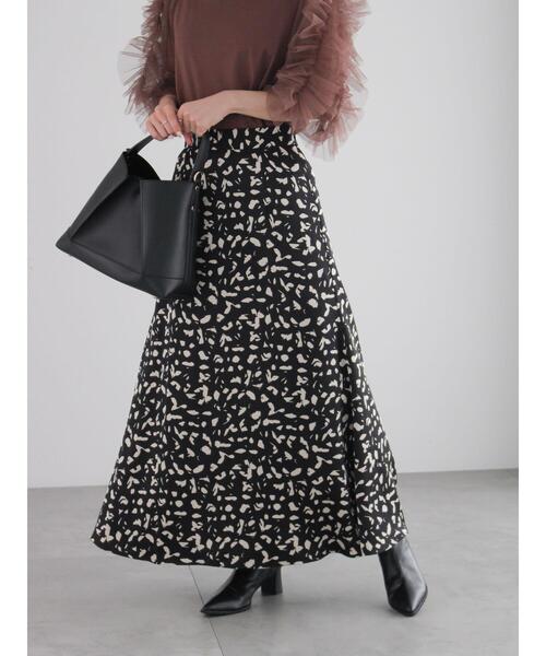 Te chichi（テチチ）の「アニマルプリント/レザーロングスカート（スカート・レディース・ブラック/ベージュ/チャコールグレー・F）」の2枚目の写真