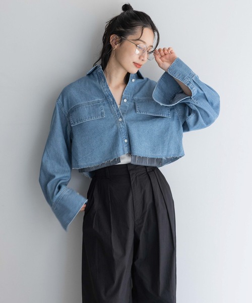 LOWRYS FARM（ローリーズファーム）の「デニムショートシャツ